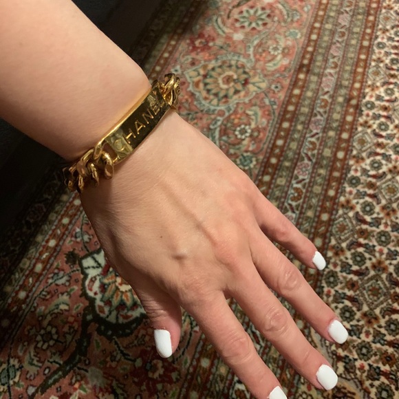 Gorgeous Chanel Bracelet - Picture 6 of 9